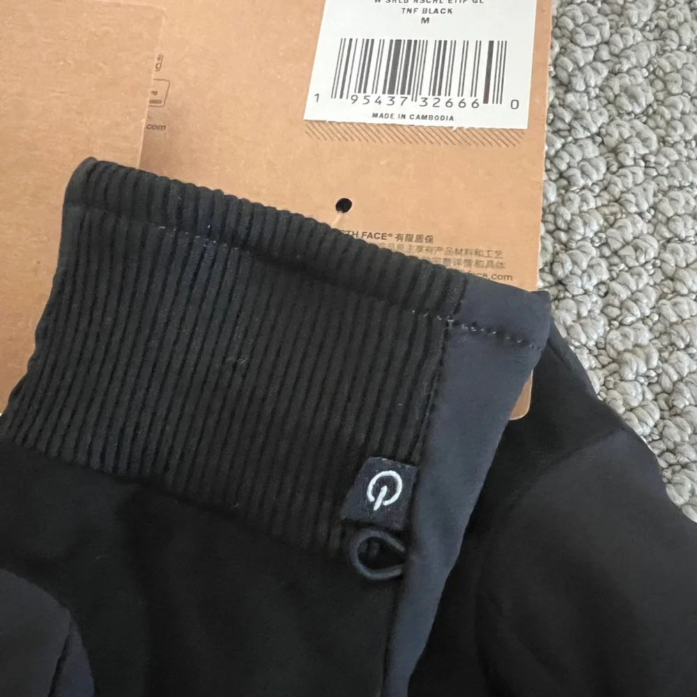 The North Face Women’s Black Winter Ski/Snow Gloves with Fur Lining - medium
